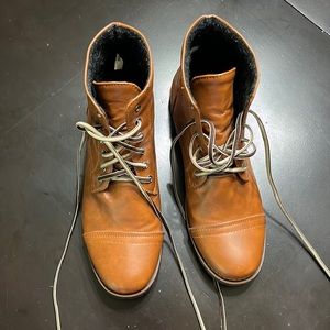 Leather Thursday Boots - Size 9